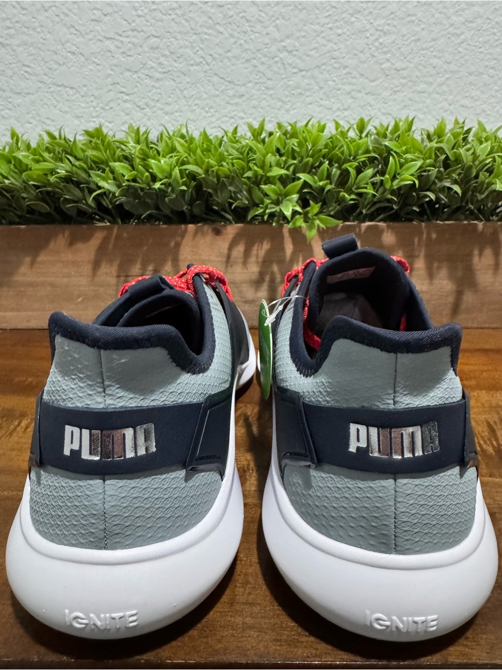 Puma Ignite Fasten8 Spikeless Golf Shoes Silver/Navy/Red 193000-05 Mens Size 9.5 - Picture 4 of 13